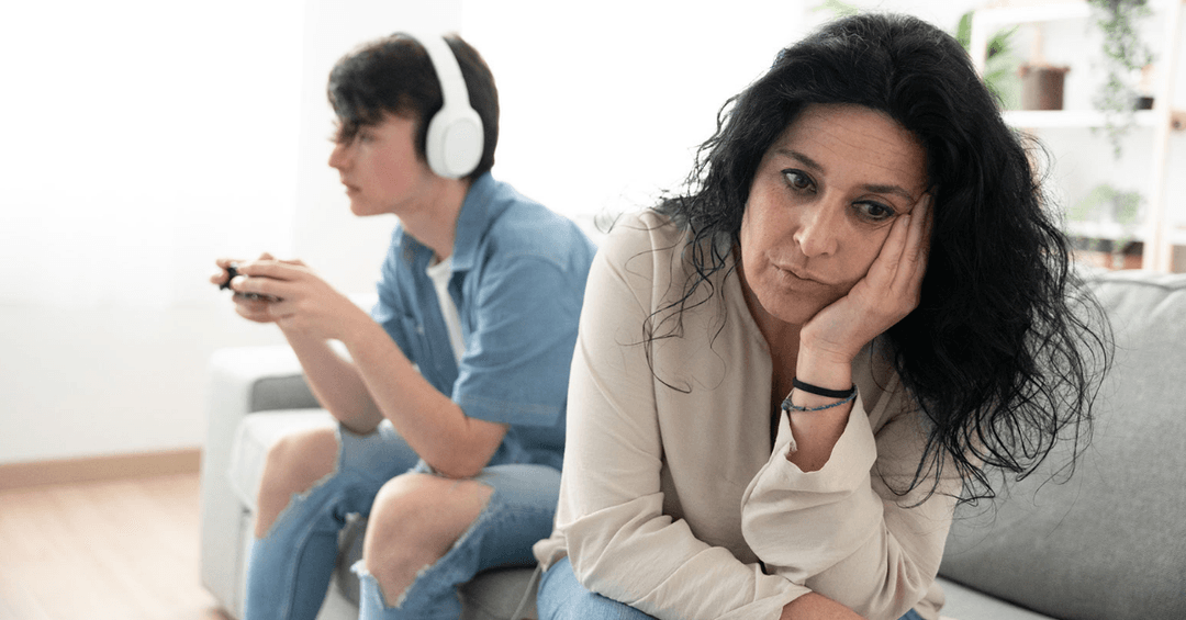 ¿Permitir o intervenir?: Tomando decisiones con tu hijo(a) adolescente 